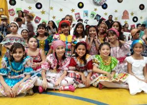 XVI ARRAIÁ DO COLÉGIO FÊNIX UMA FESTA DE MUITA ALEGRIA E INTERAÇÃO