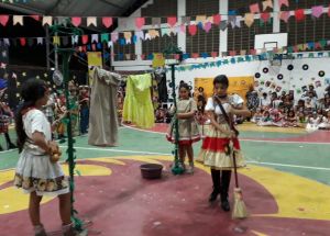 XVI ARRAIÁ DO COLÉGIO FÊNIX UMA FESTA DE MUITA ALEGRIA E INTERAÇÃO