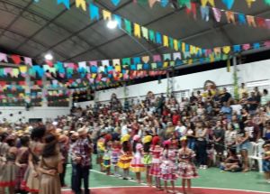 XVI ARRAIÁ DO COLÉGIO FÊNIX UMA FESTA DE MUITA ALEGRIA E INTERAÇÃO