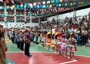 XVI ARRAIÁ DO COLÉGIO FÊNIX UMA FESTA DE MUITA ALEGRIA E INTERAÇÃO