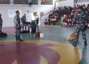 APRESENTAÇÃO DA POLICIA MILITAR