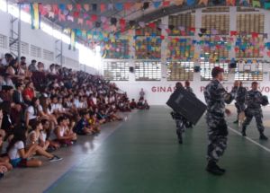 APRESENTAÇÃO DA POLICIA MILITAR