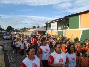 Caminhada contra a Dengue